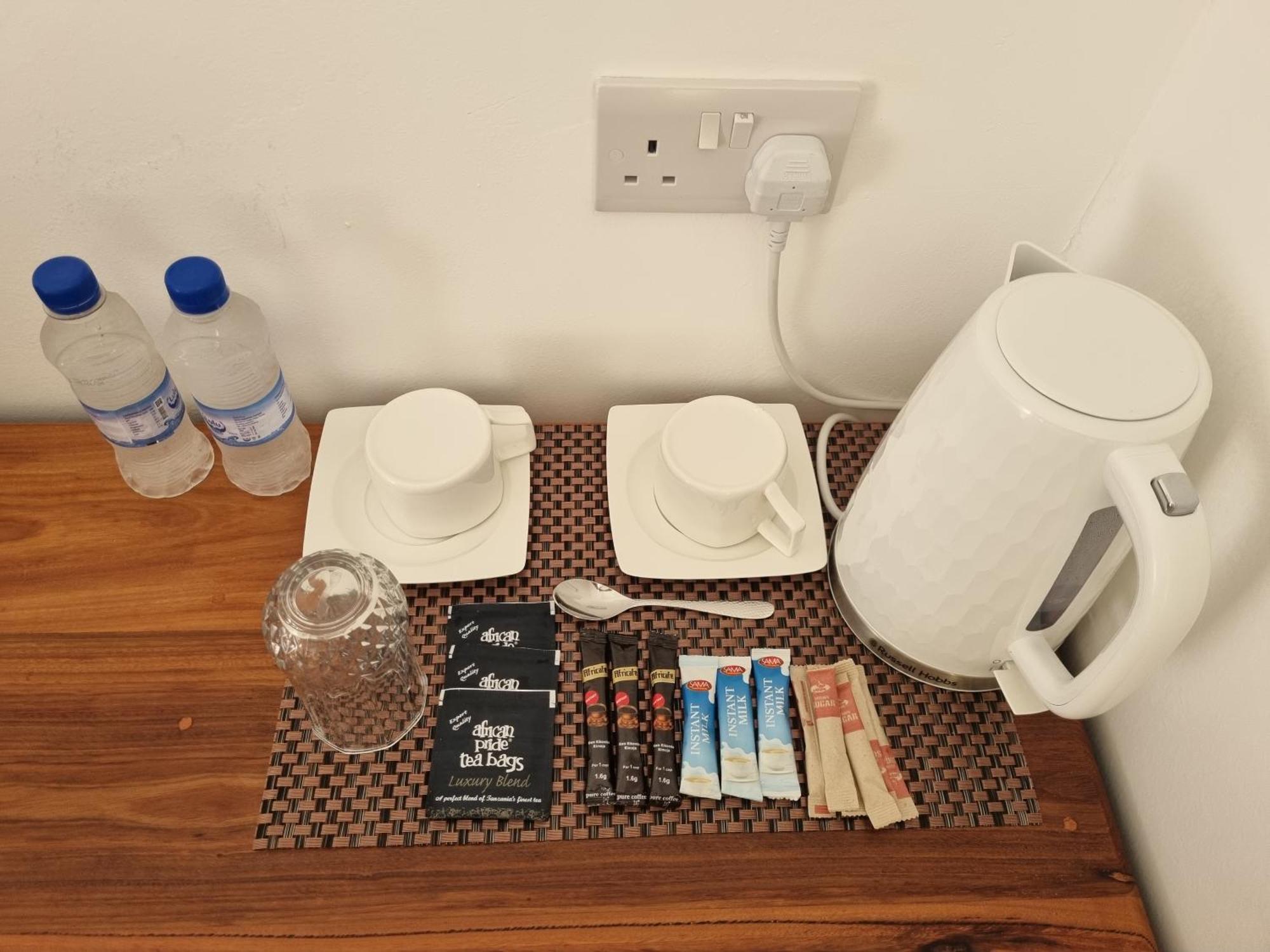 64 Zenj House Luxury Airport B&B Mbweni Buitenkant foto