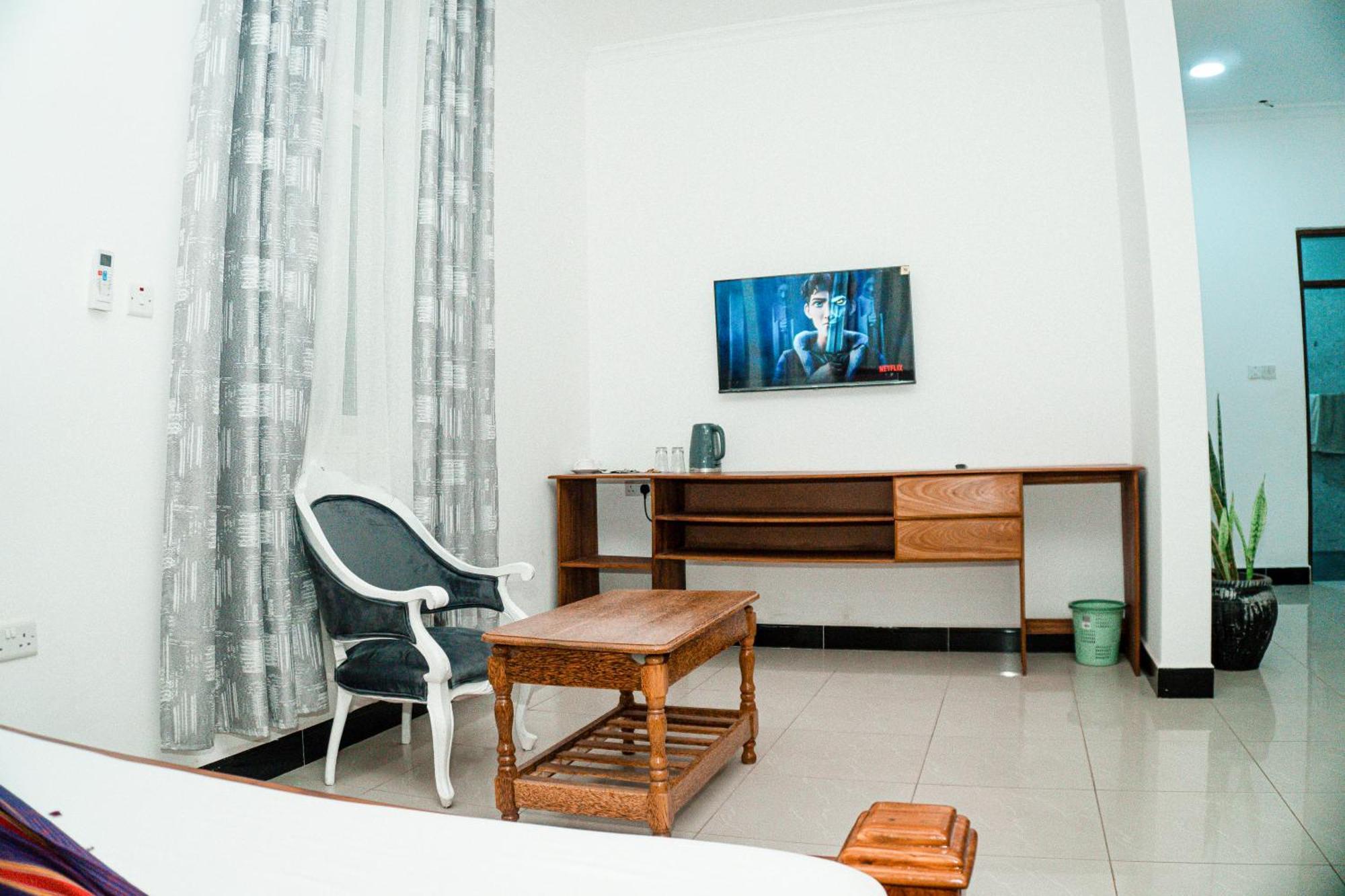 64 Zenj House Luxury Airport B&B Mbweni Buitenkant foto
